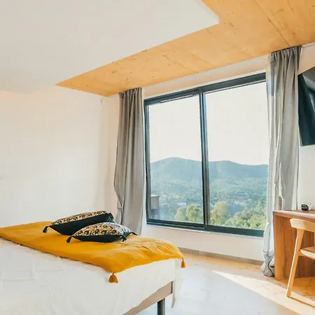 Semesterbostad Architect-designed With Pool Near Mountains
