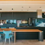 بيت للعطل Architect-designed With Pool Near Mountains