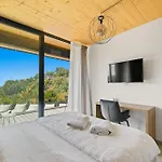 Architect-designed With Pool Near Mountains بيت للعطل لا لوند-ليه-مور